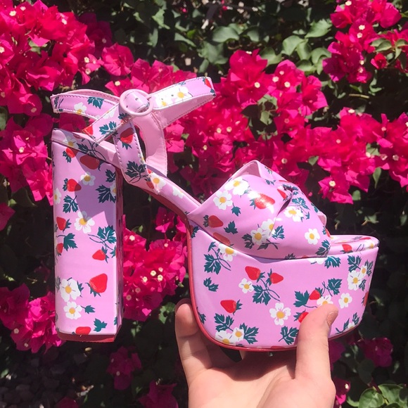 Dolls Kill Shoes - Picked first platform